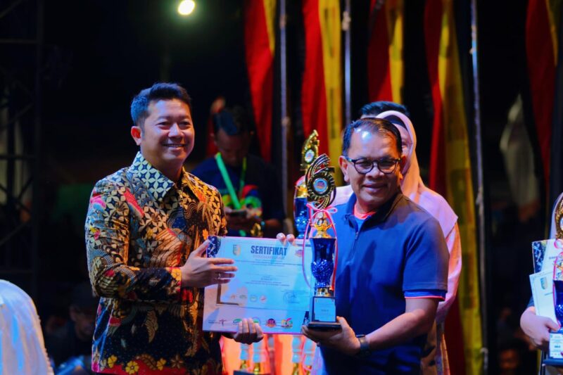 Kapolres Kuansing Dalam Penutupan Festival Pacu Jalur HUT Kuansing Ke 26