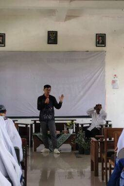Semarak Hari Santri, SPEAM Pasuruan Bekali Santri dengan Literasi Digital