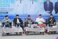 Bupati Suhardiman  Membuka seminar Kepesantrenan