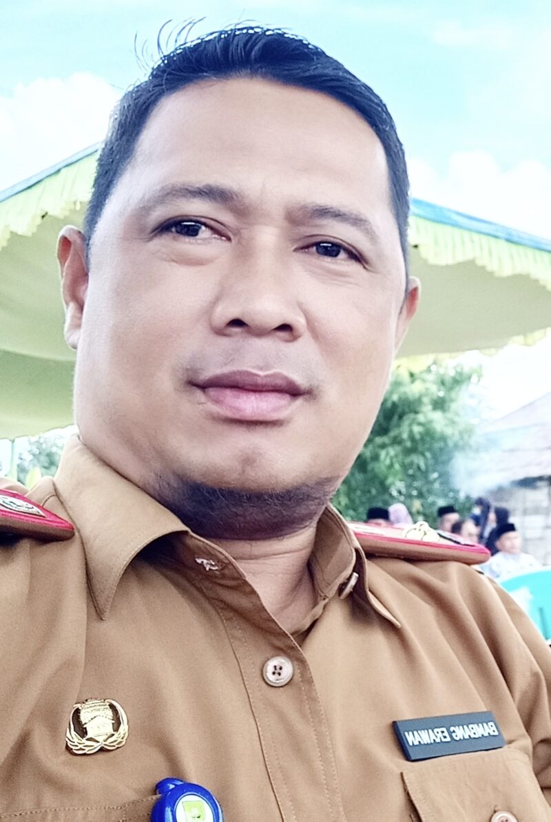 Camat Pulau Laut

Bambang Erawan, Himbau masyarakat waspadai cuaca ekstrem. Foto: Marzani/MON