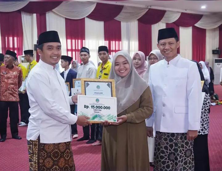 Pemerintah Kota Pasuruan Apresiasi Kafilah Berprestasi MTQ Jatim dalam Khotmil Quran