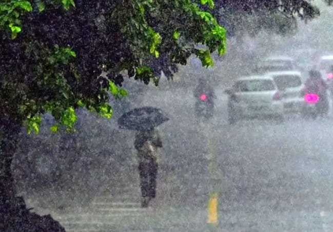 BMKG Ingatkan Cuaca Ekstrem di Malang Raya, Warga Diminta Waspada