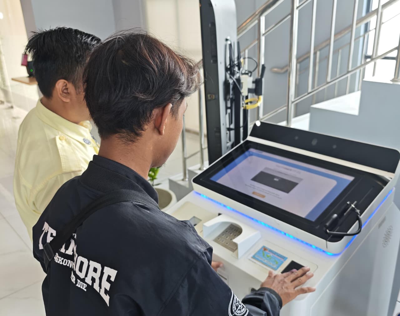 BRI Cabang Cikampek Permudah Pelayanan, Lengkapi Perangkat Digital RCM