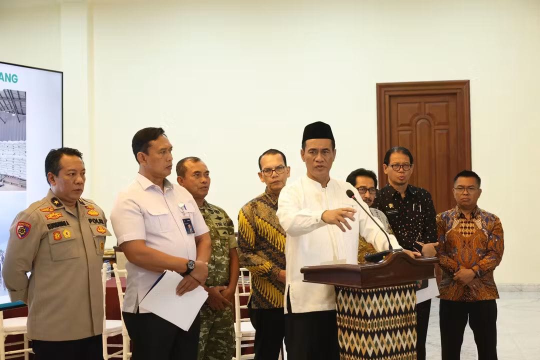 Indonesia Tegaskan Tak Impor Beras. Mentan Amran Minta Tidak Ada Serakahnomics