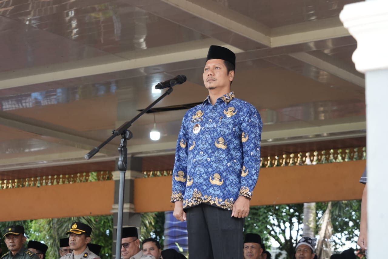 Peringatan Hari Guru Nasional (HGN), HUT PGRI, Dan HUT Korpri ke-54 Tingkat Kabupaten Kuantan Singingi Digelar di Lapangan Limuno