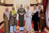 Foto : Marlina Muzakir (tengah), Amy Atmanto, Lina Bustami & jajaran Dekranasda Aceh.foto:humaspwi