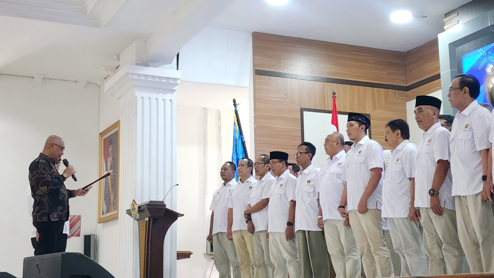 Ketua Umum PWI Pusat Lantik Pengurus PWI Jateng Periode 2025-2030