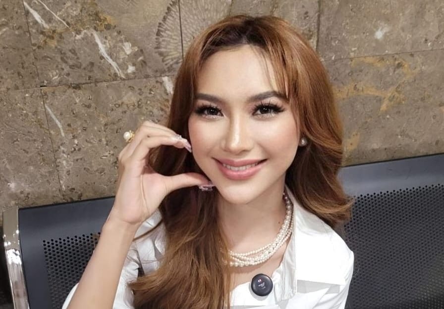 Nyanyi untuk Keluarga Kerajaan Brunei, Icha Yang Kian Percaya Diri Melangkah Global