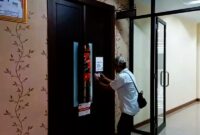 KPK Segel Ruang Kerja Bupati Bekasi. Foto.ist