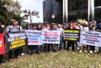 Puluhan Musisi Mendatangi KPK. Foto: MON