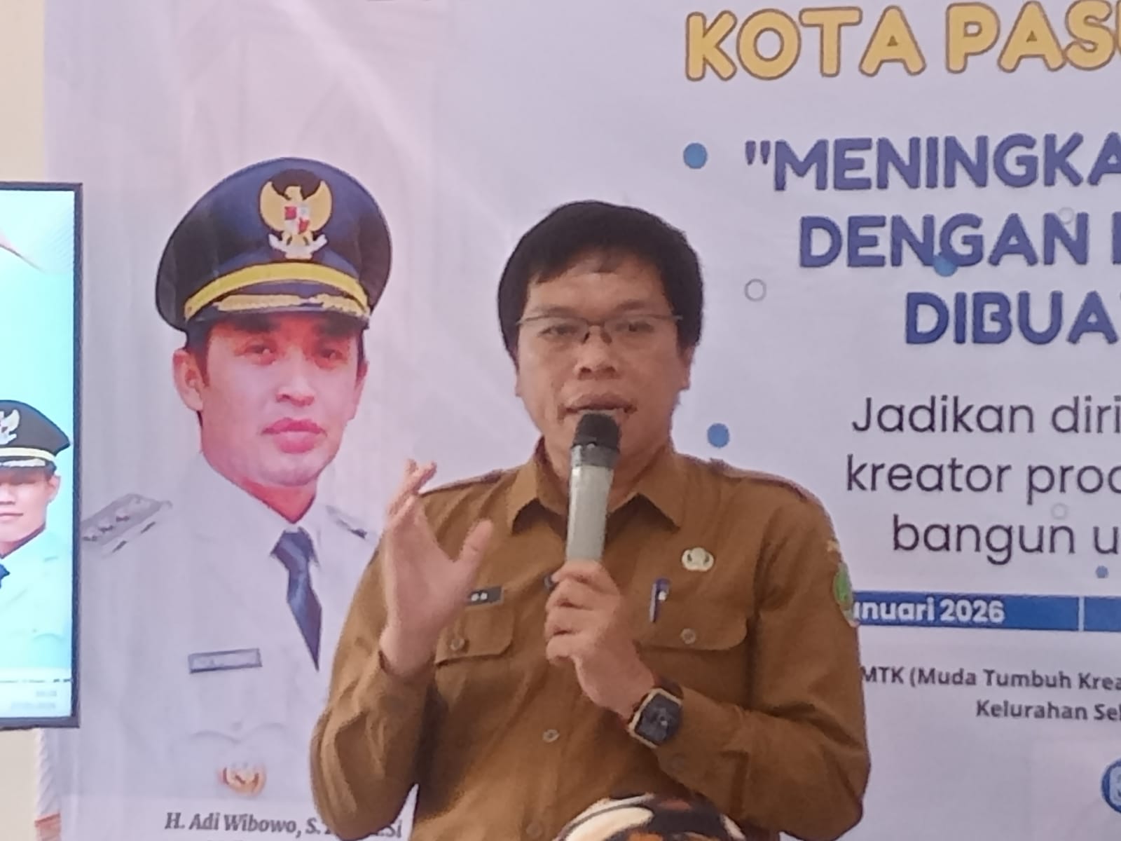 HUT ke-340 Kota Pasuruan: Dinsos Bekali Pemuda Teknologi AI Untuk Meningkatkan Bisnis