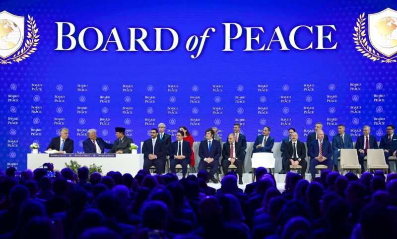 Direktur Geopolitik GREAT Institute, Dr. Teguh Santosa, saat menjadi narasumber dalam dialog GREAT Talks yang membahas keputusan Presiden Prabowo Subianto terkait keikutsertaan Indonesia dalam Board of Peace usai pertemuan WEF 2026 di Davos, Kamis (29/1/2026).