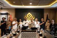 Menteri Kebudayaan Fadli Zon menerima audiensi perwakilan PWI Pusat terkait Dialog Kebudayaan HPN 2026 di ruang kerjanya, Jakarta.